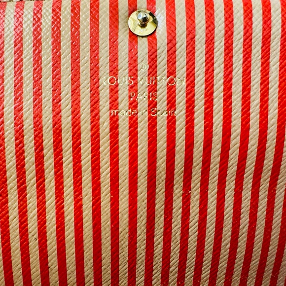 ✨LOUIS VUITTON TRUNK MONOGRAM CANVAS WALLET✨ - Picture 5 of 14